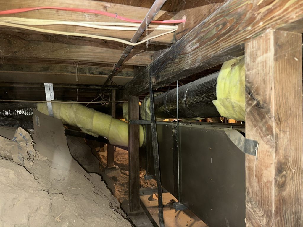 Insulated Hard Metal Ducts in Crawl Space