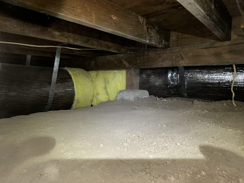 Crawl Space with Hard Metal Ducts
