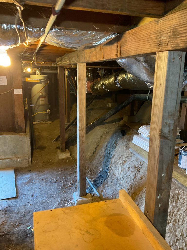 Old Ducts Replacement at Crawl Space