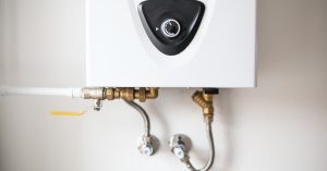 Understanding tankless vs traditional water heaters